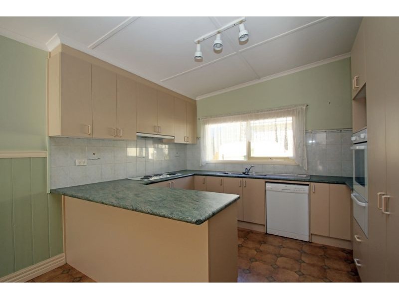 39 Bent Street, Leongatha VIC 3953