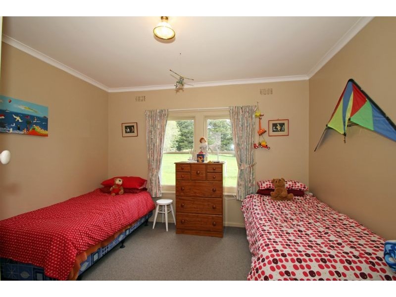 8985 South Gippsland Highway, Kardella VIC 3951