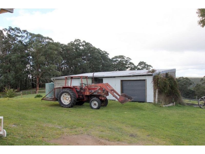 80 Pitt, Hallston VIC 3953