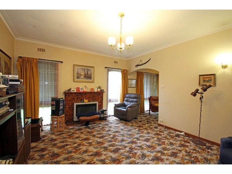 19 Blackmore Avenue, Leongatha VIC 3953