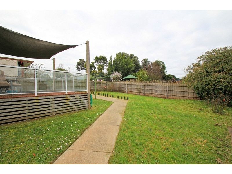 19 Blackmore Avenue, Leongatha VIC 3953