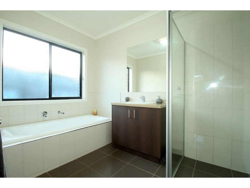 5 Vale Court, Leongatha VIC 3953