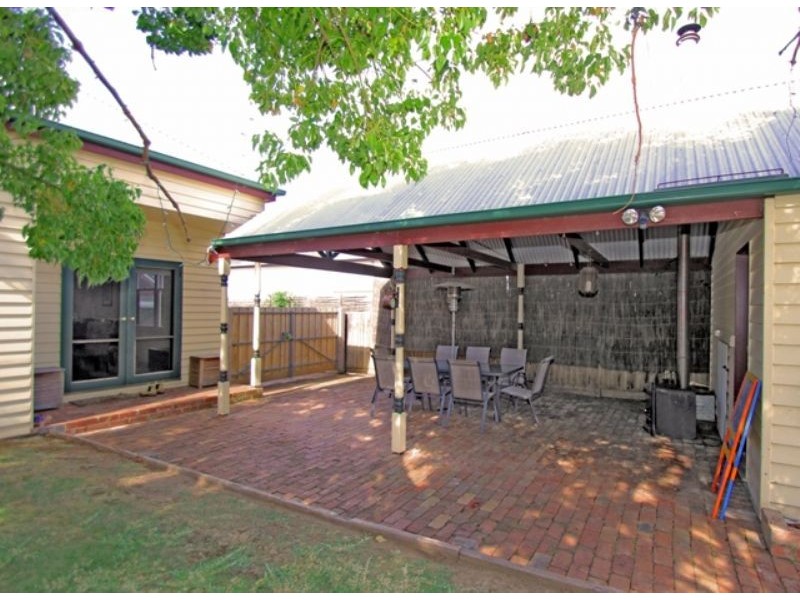 102 McCartin Street, Leongatha VIC 3953