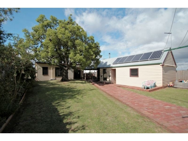 102 McCartin Street, Leongatha VIC 3953