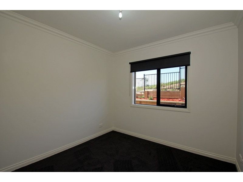 2/23 Hannah Rise, Korumburra VIC 3950