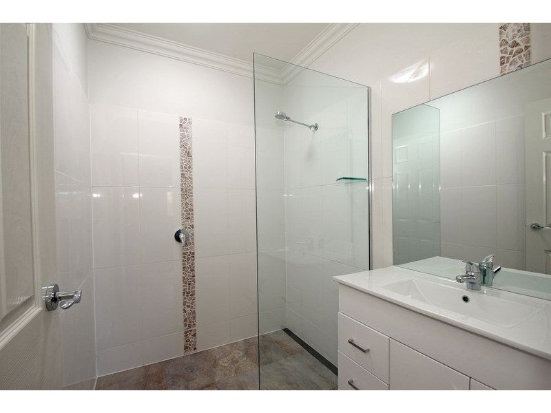 2/23 Hannah Rise, Korumburra VIC 3950