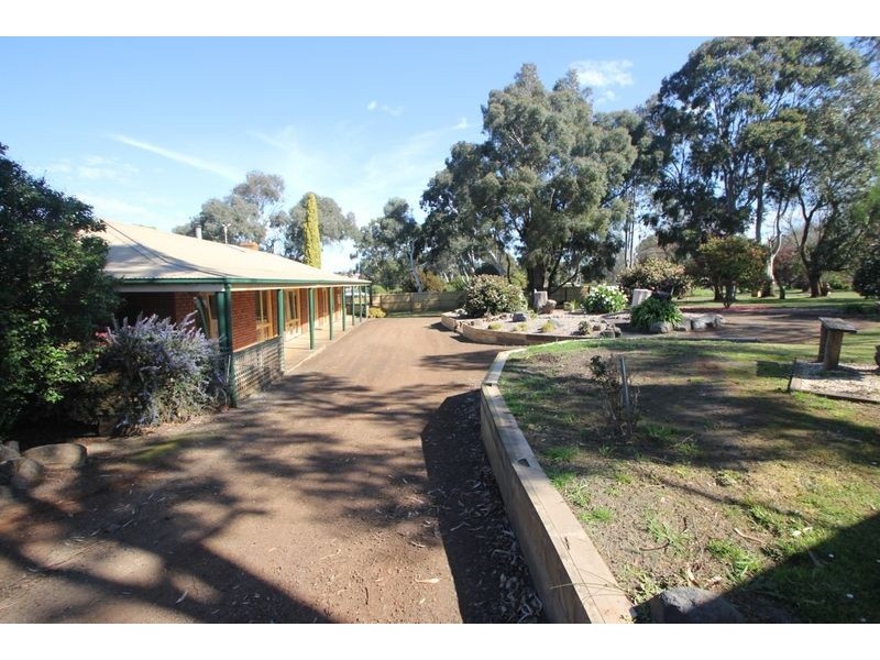 3 Louise Simon Court, Leongatha VIC 3953