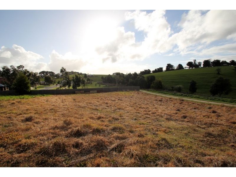 19 Royal Place, Leongatha VIC 3953