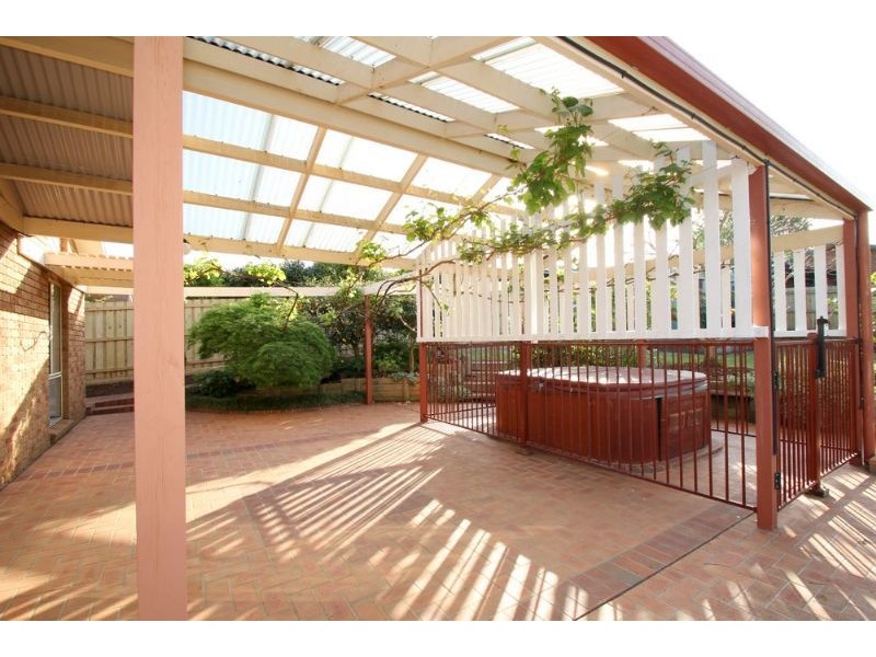 2 Eden Cresent, Leongatha VIC 3953