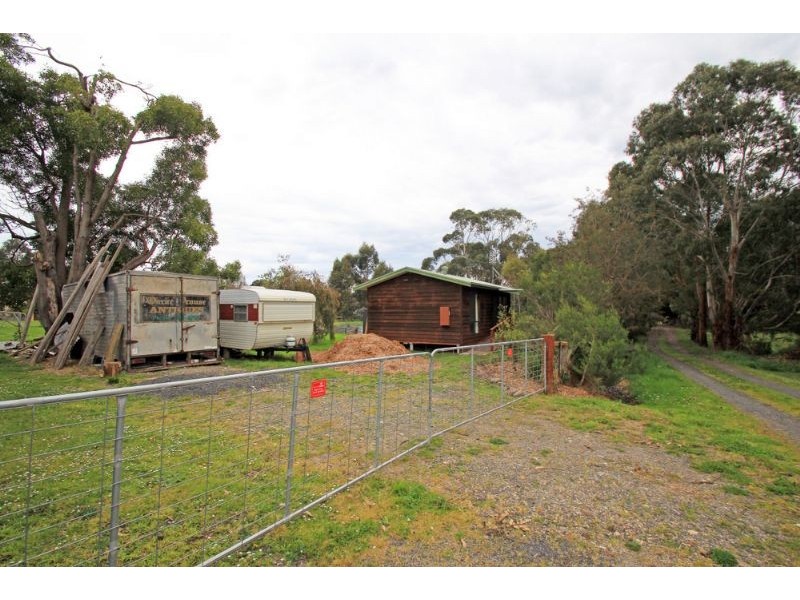 70 Whitelaw Street, Meeniyan VIC 3956