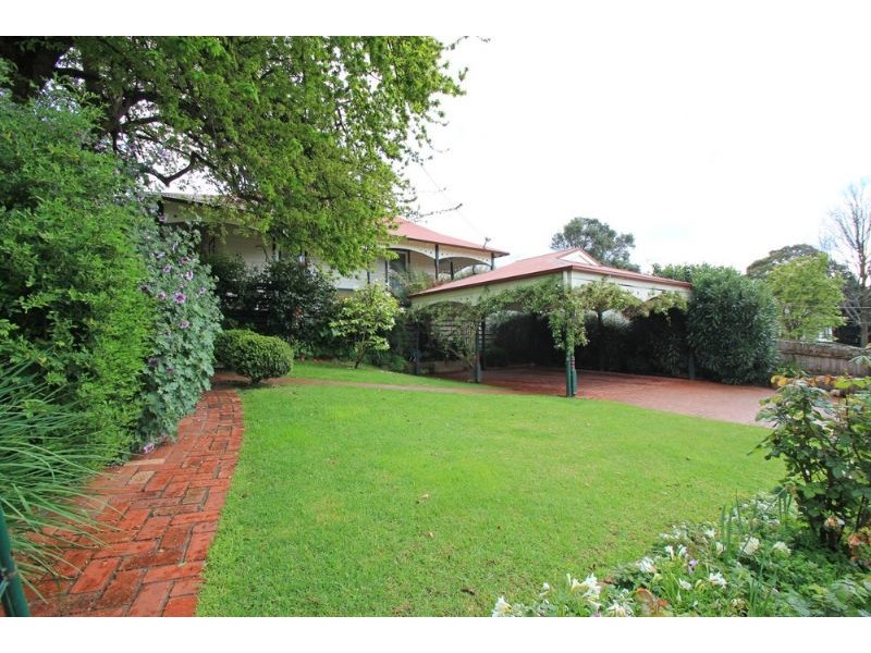 16 Horn Street, Leongatha VIC 3953
