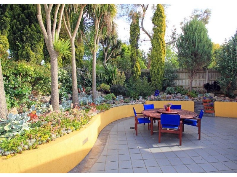 8 Scarlett Close, Leongatha VIC 3953