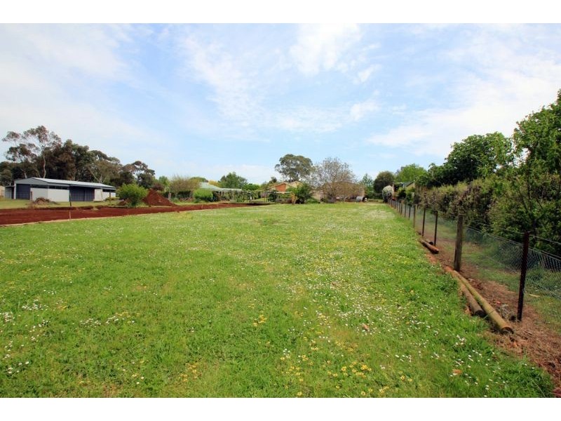 1 Tilly Court, Leongatha VIC 3953