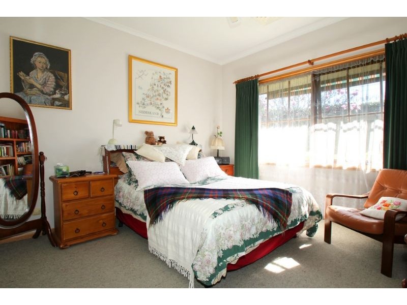 1/24 Turner Street, Leongatha VIC 3953