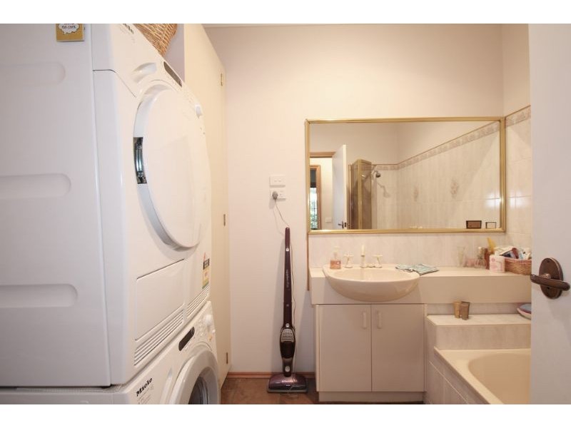 1/24 Turner Street, Leongatha VIC 3953