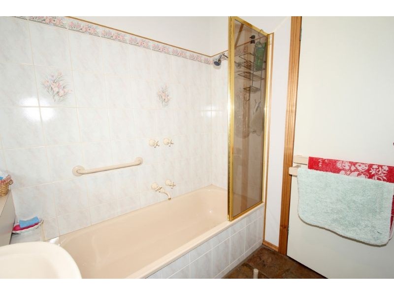 1/24 Turner Street, Leongatha VIC 3953