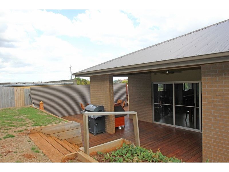 4 Silverback Place, Leongatha VIC 3953