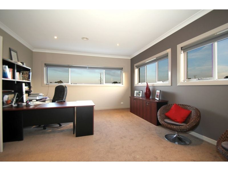 4 Silverback Place, Leongatha VIC 3953