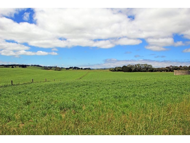 874 Falls Road, Fish Creek VIC 3959