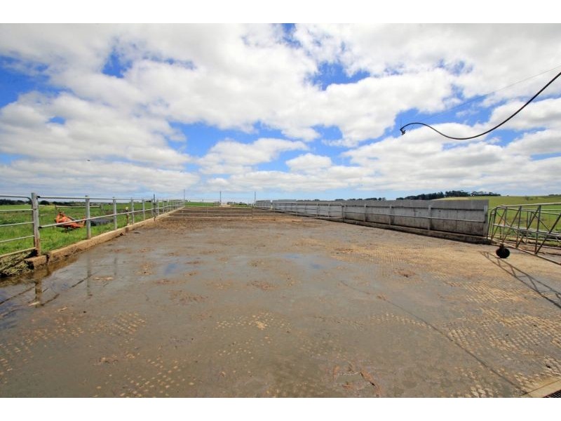 874 Falls Road, Fish Creek VIC 3959