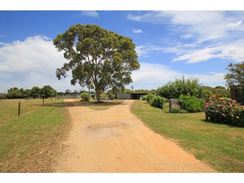25 Watts Road, Leongatha VIC 3953