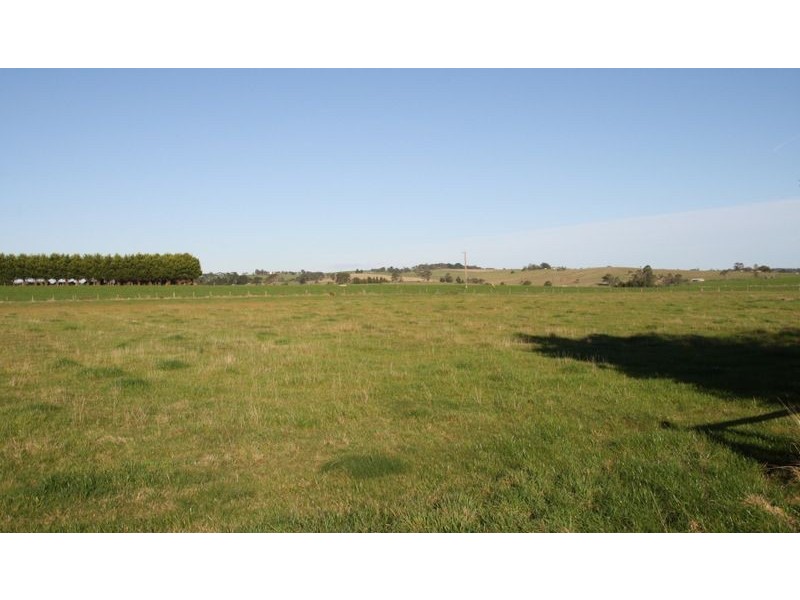 25 Watts Road, Leongatha VIC 3953