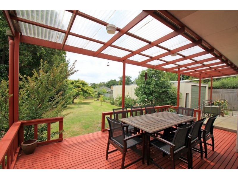 15 Ogilvy Street, Leongatha VIC 3953