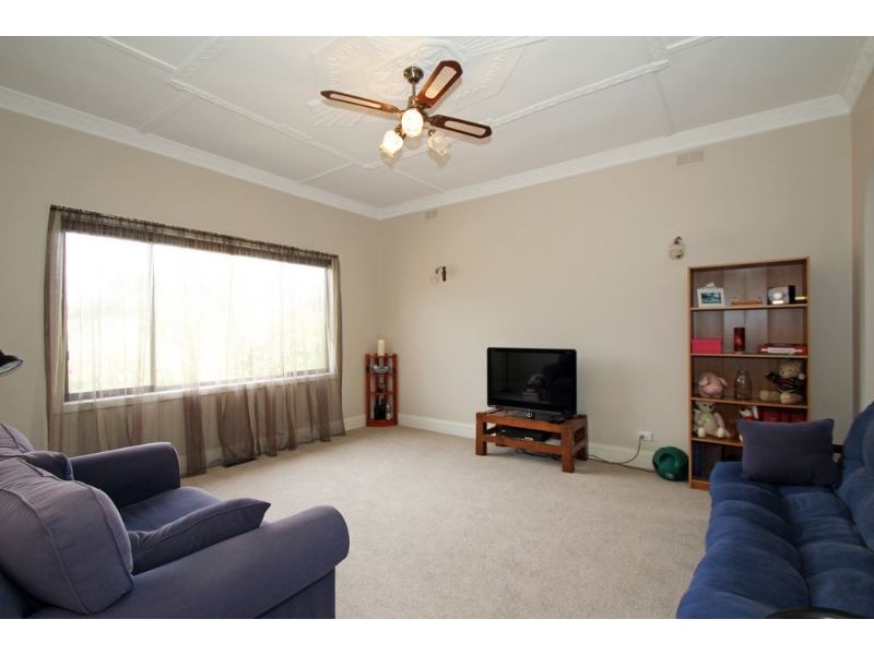 15 Ogilvy Street, Leongatha VIC 3953