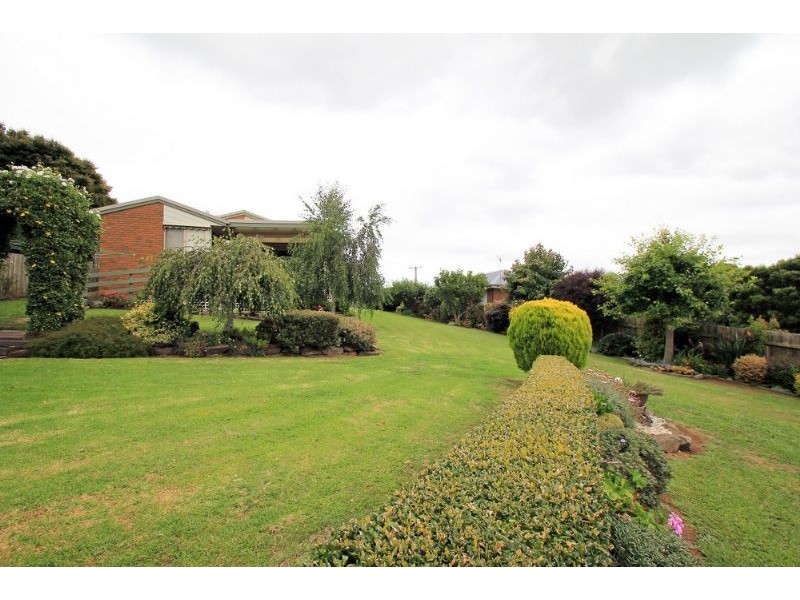 35 Chamberlain Drive, Leongatha VIC 3953