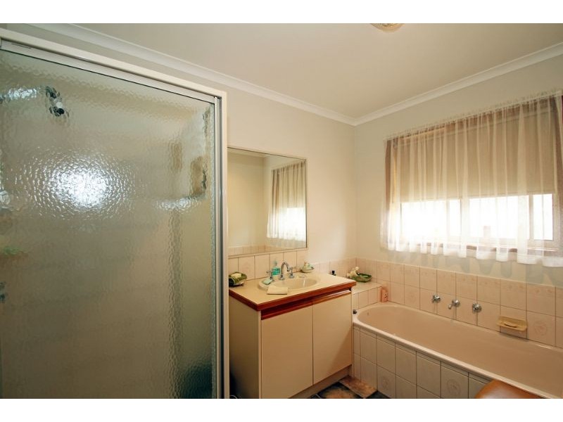 35 Chamberlain Drive, Leongatha VIC 3953