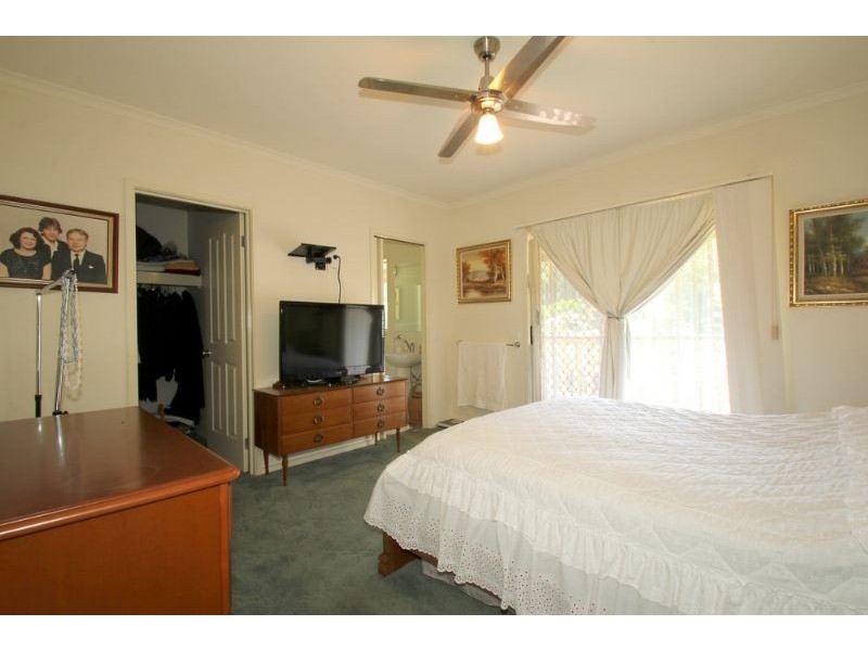 2500 Grandridge Road, Hallston VIC 3953