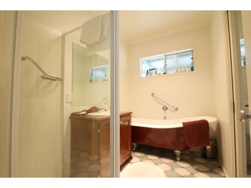 2500 Grandridge Road, Hallston VIC 3953