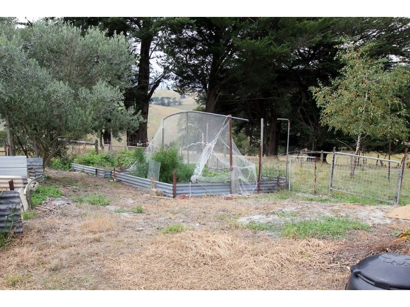 175 McNaughtons Road, Wild Dog Valley VIC 3953