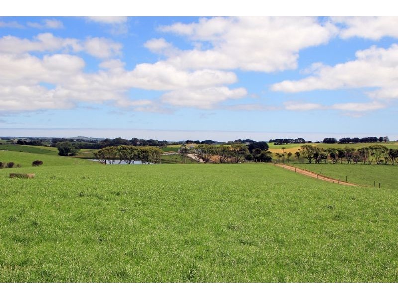 1000 Falls Road, Fish Creek VIC 3959