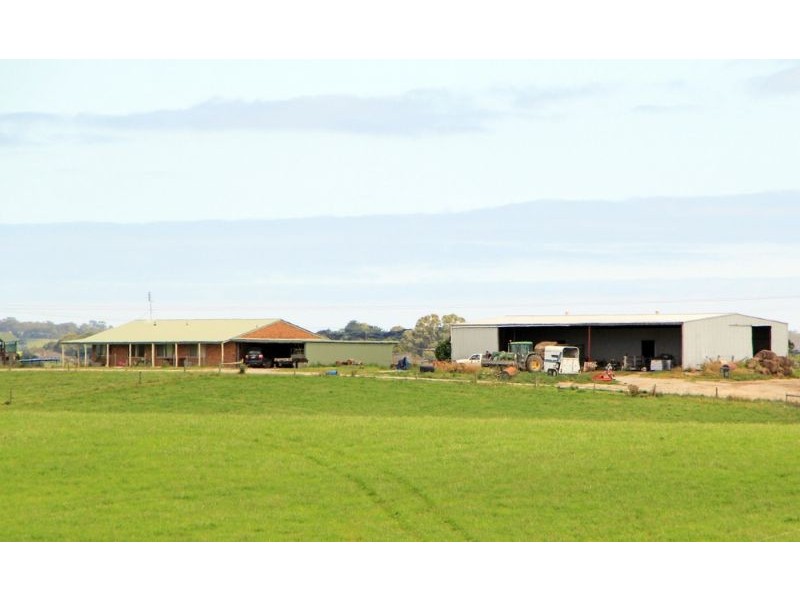 1000 Falls Road, Fish Creek VIC 3959