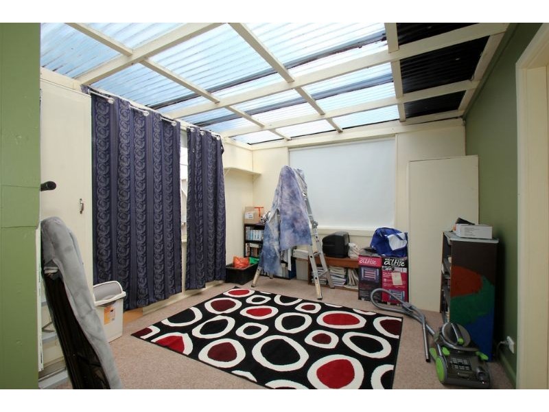 24 Greenwood Parade, Leongatha VIC 3953