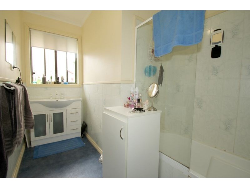 16 Byrne Street, Leongatha VIC 3953