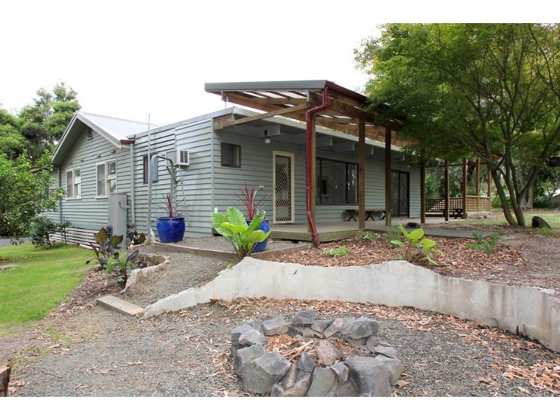 10 Bacon Avenue, Koonwarra VIC 3954