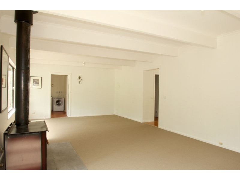 10 Bacon Avenue, Koonwarra VIC 3954