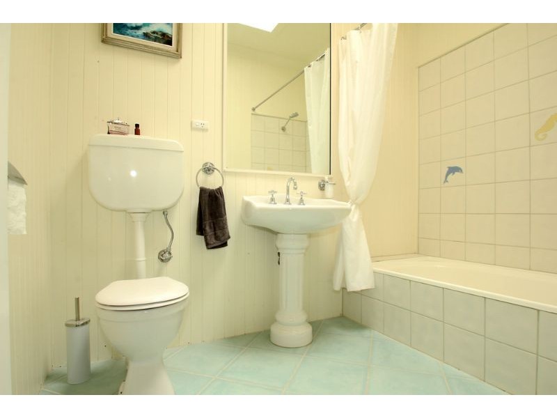 10 Bacon Avenue, Koonwarra VIC 3954