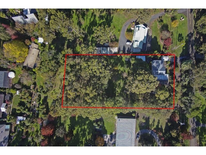 10 Bacon Avenue, Koonwarra VIC 3954