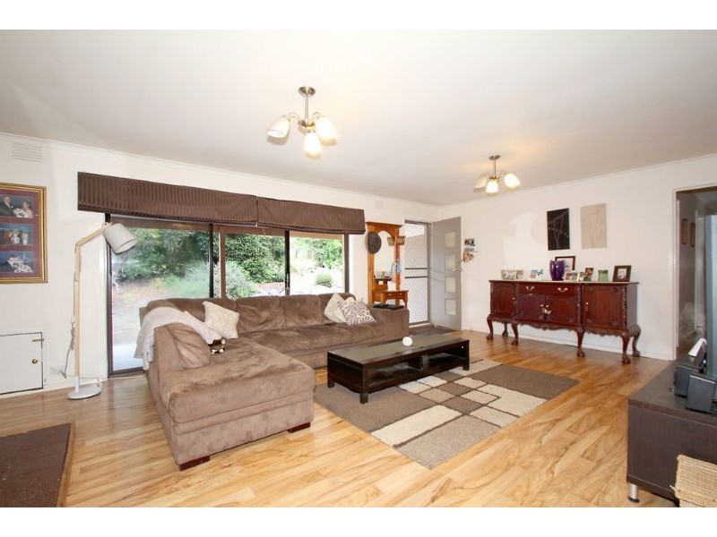 2 Sawyer Street, Leongatha VIC 3953