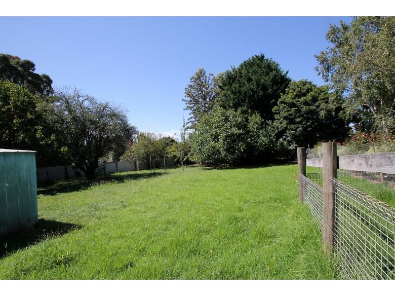 2 Sawyer Street, Leongatha VIC 3953