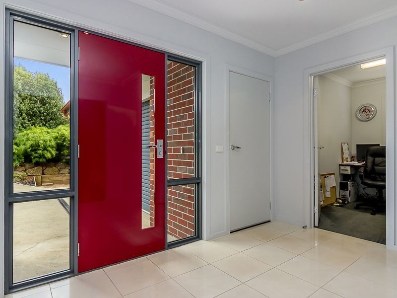 9 Silverback Place, Leongatha VIC 3953