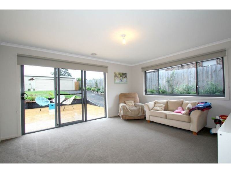 9 Eccles Way, Leongatha VIC 3953