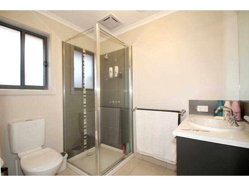 9 Eccles Way, Leongatha VIC 3953