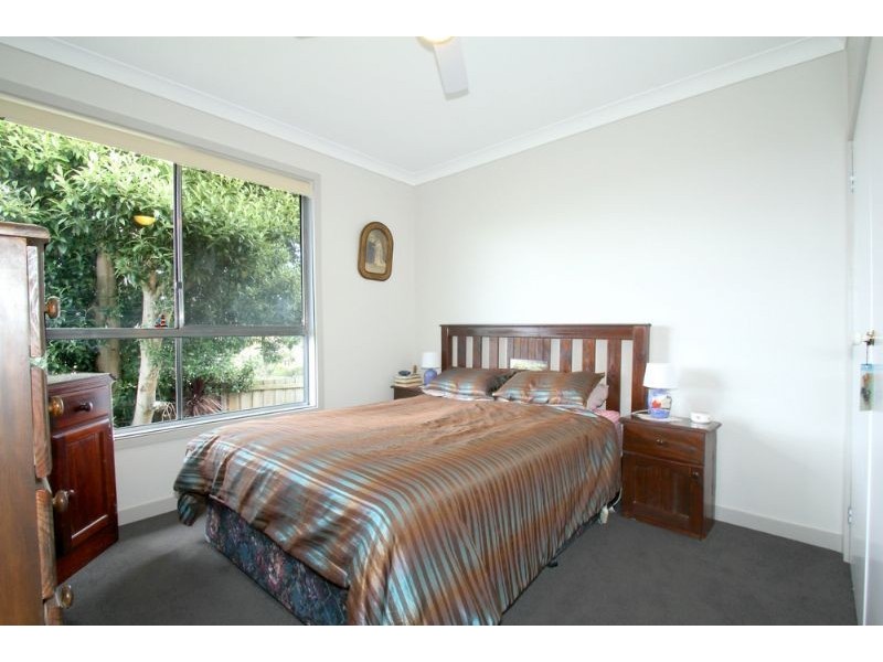 11 Blackmore Avenue, Leongatha VIC 3953