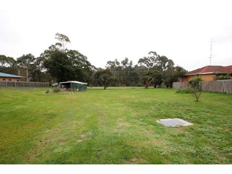 137 Whitelaw  Street, Meeniyan VIC 3956