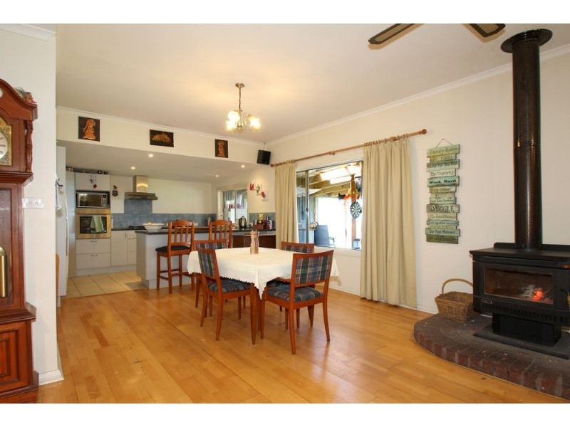 330 Nippards Track, Foster North VIC 3960