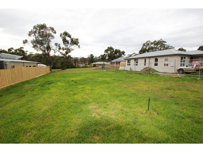 3 Royston Street, Meeniyan VIC 3956